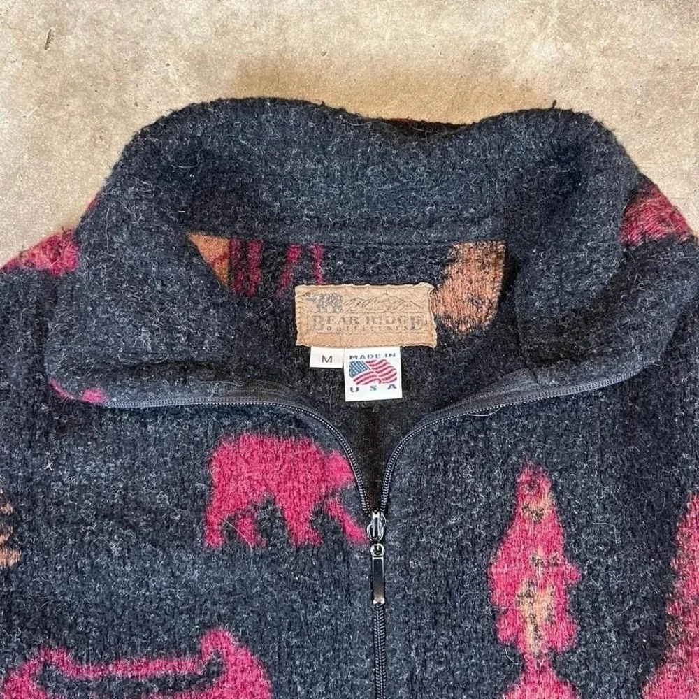 Bear Ridge Outfitters Novelty Print Fleece Jacket Made in USA Bear Moose Fish M - Picture 2 of 6